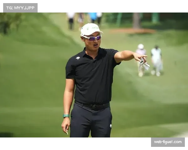 李昊桐美国大师赛首轮71杆,暂时并列第10位 李昊桐美国大师赛首轮71杆,暂时并列第10位